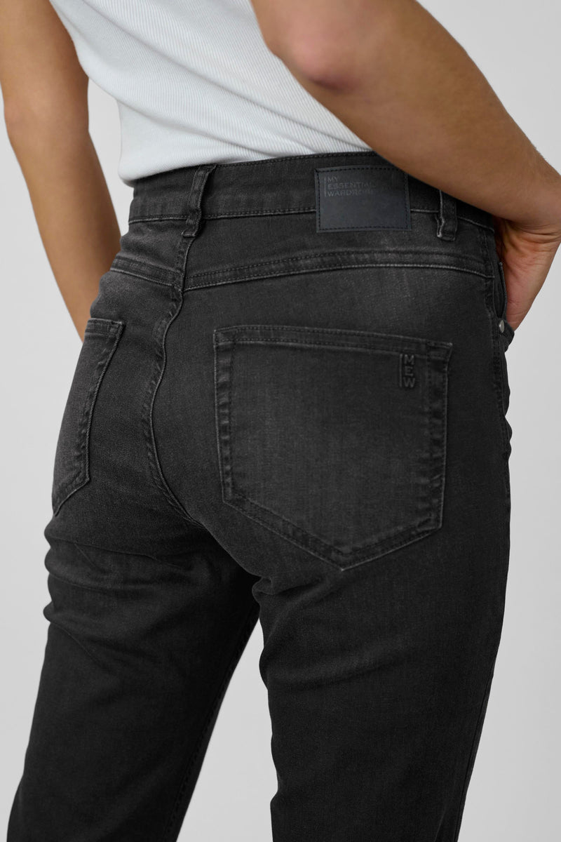 My Essential Wardrobe - Jeans - Black Wash - 06 The Dekota Bootcut