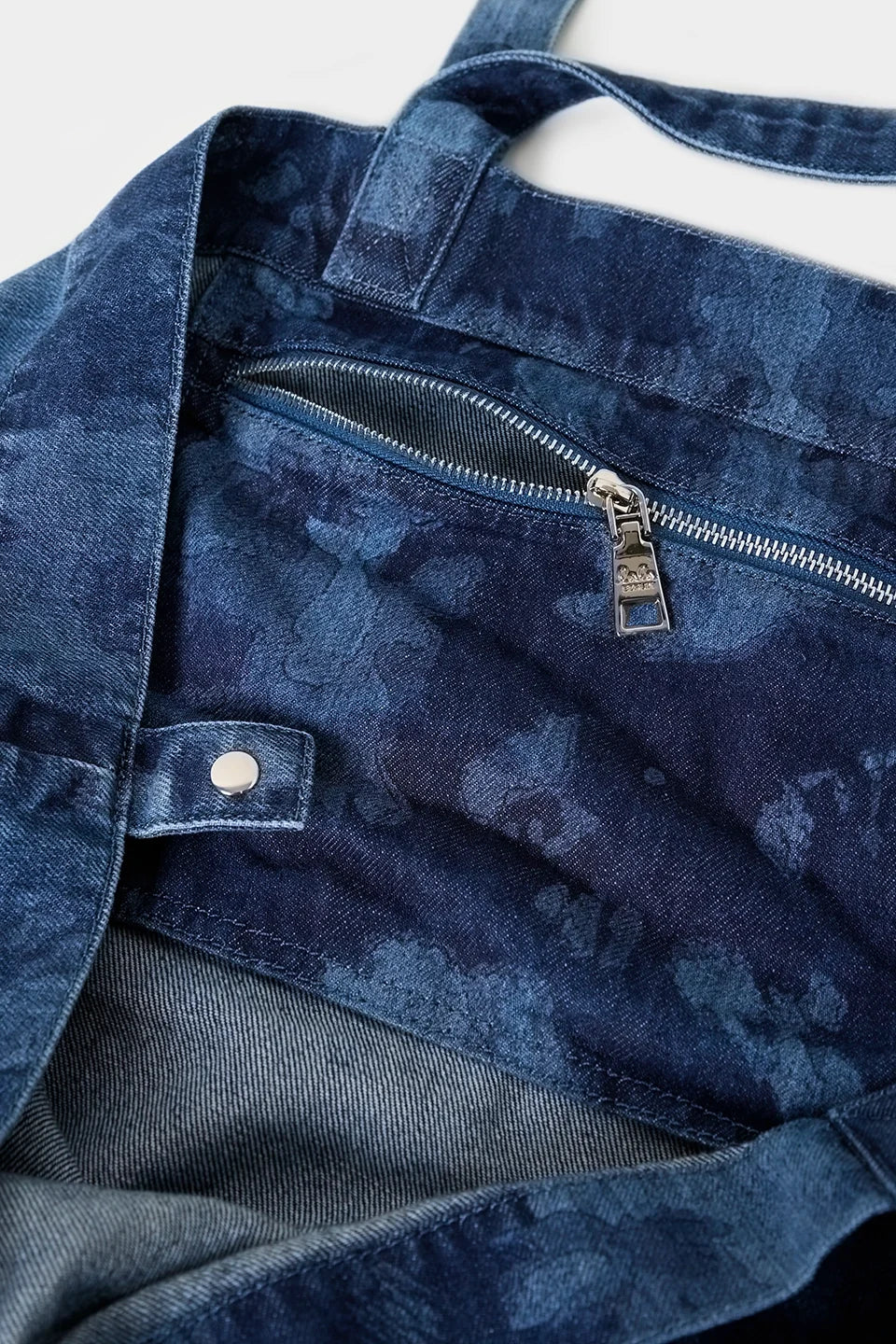 Lala Berlin - Tote Bag - Hazy Bloom Blue - Bag Biarritz