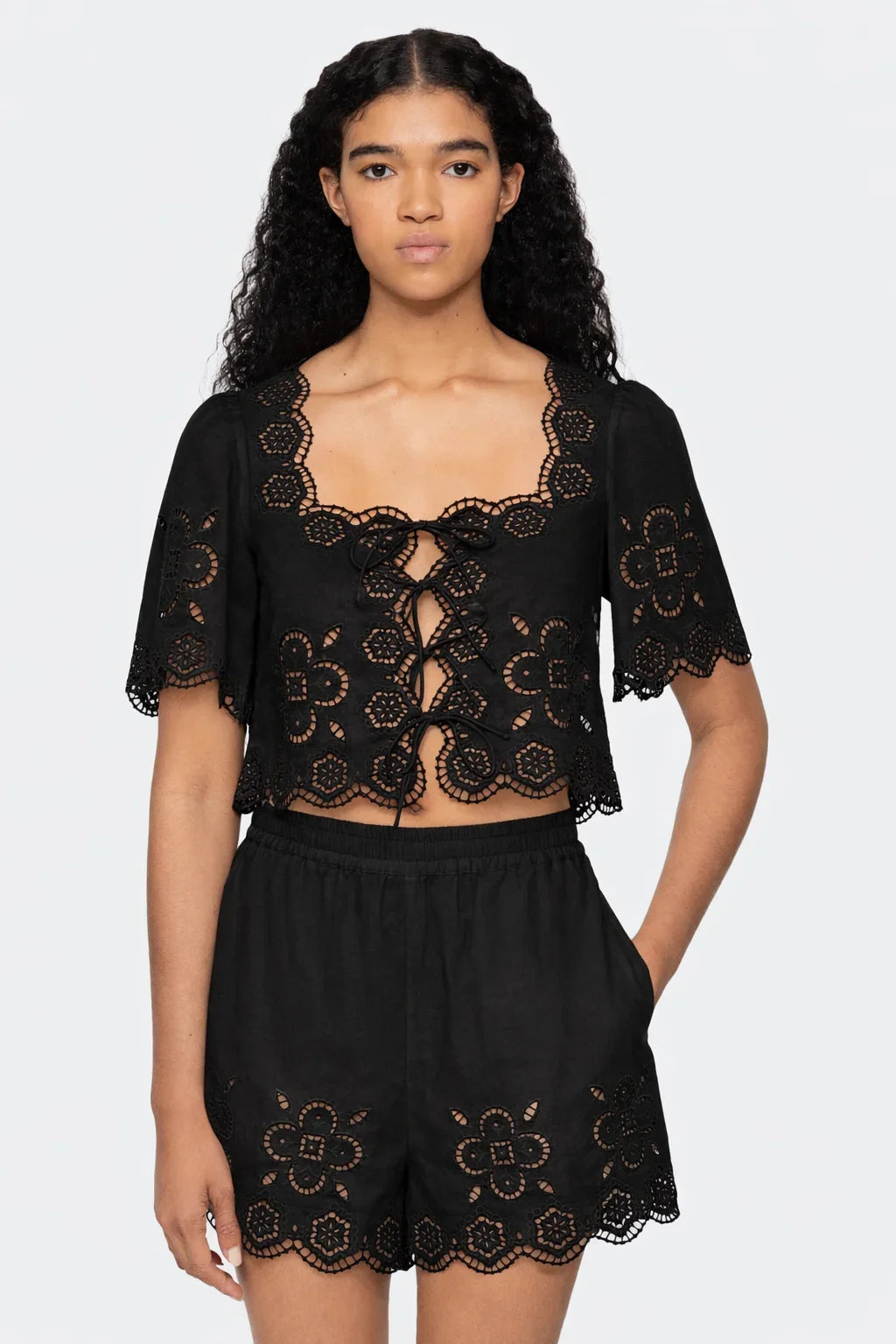 Sea New York - Top - Sort - Babette Eyelet Tie Front Top