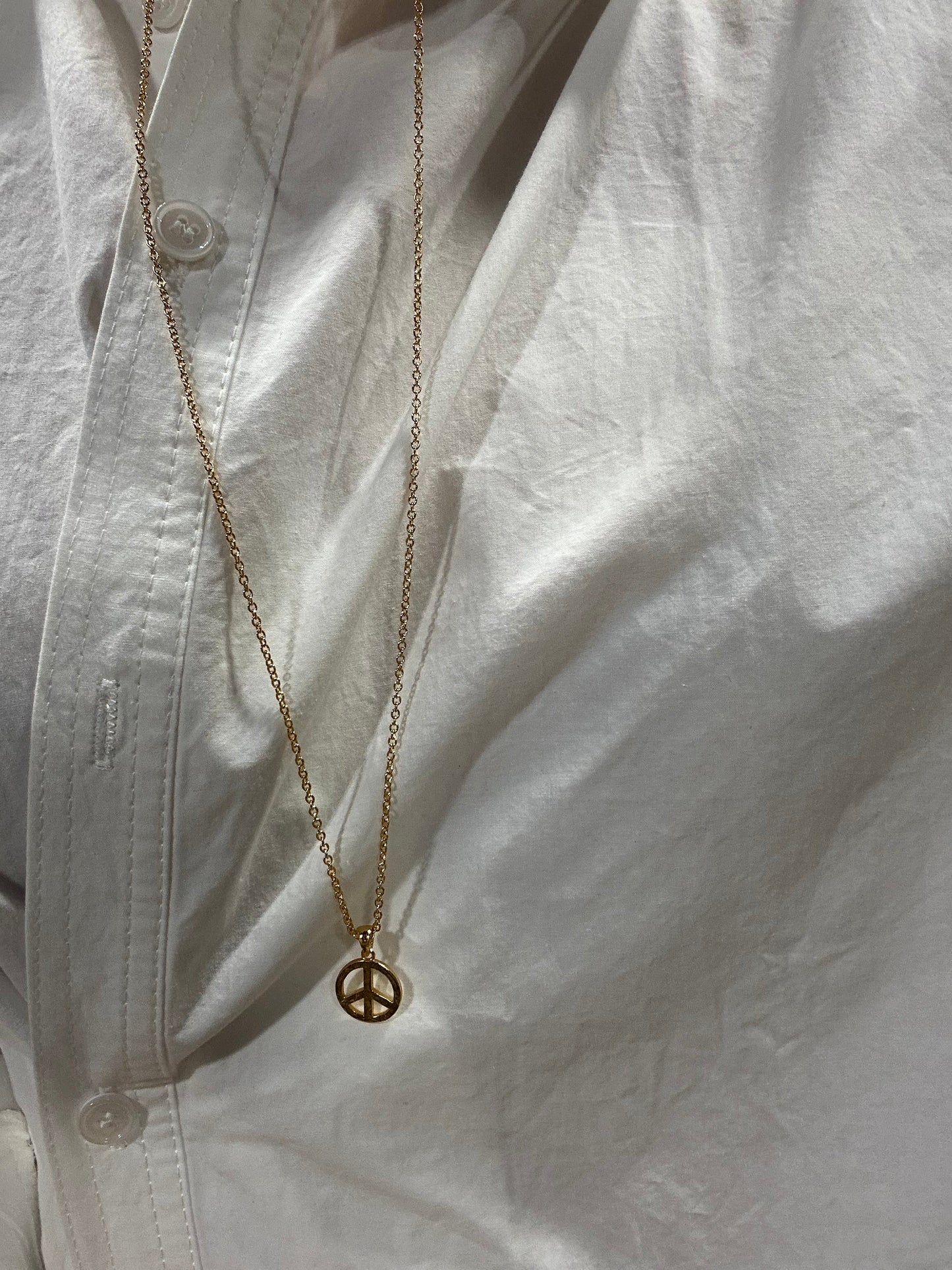 Andcopenhagen - Halskæde - 18 karat guldbelagt kobber - Peace - Stilkompagniet.dk
