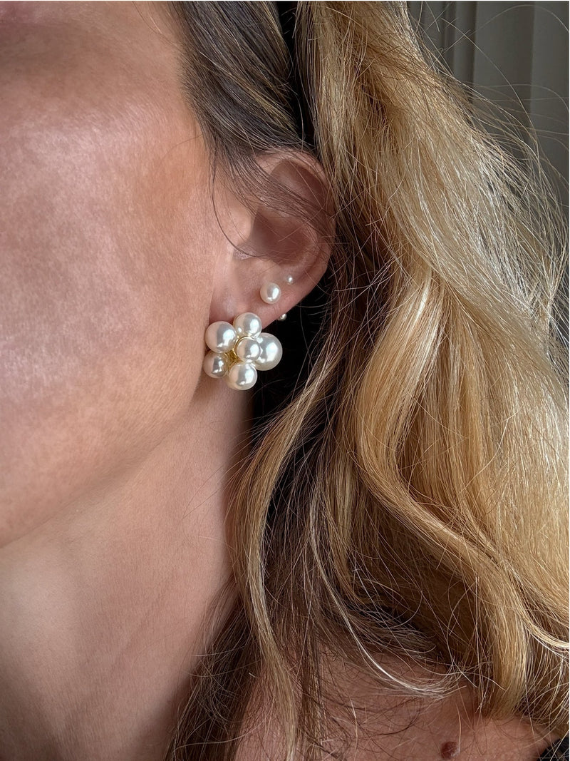 Nine - Pearl flower Earrings