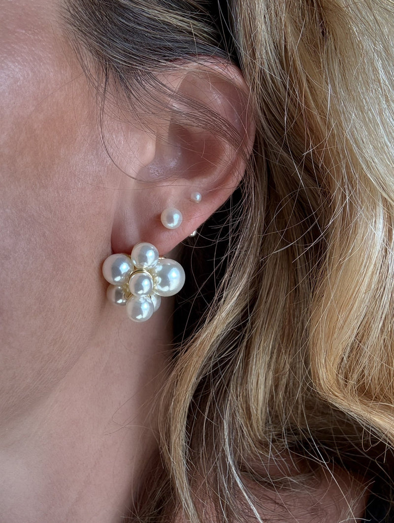 Nine - Pearl flower Earrings