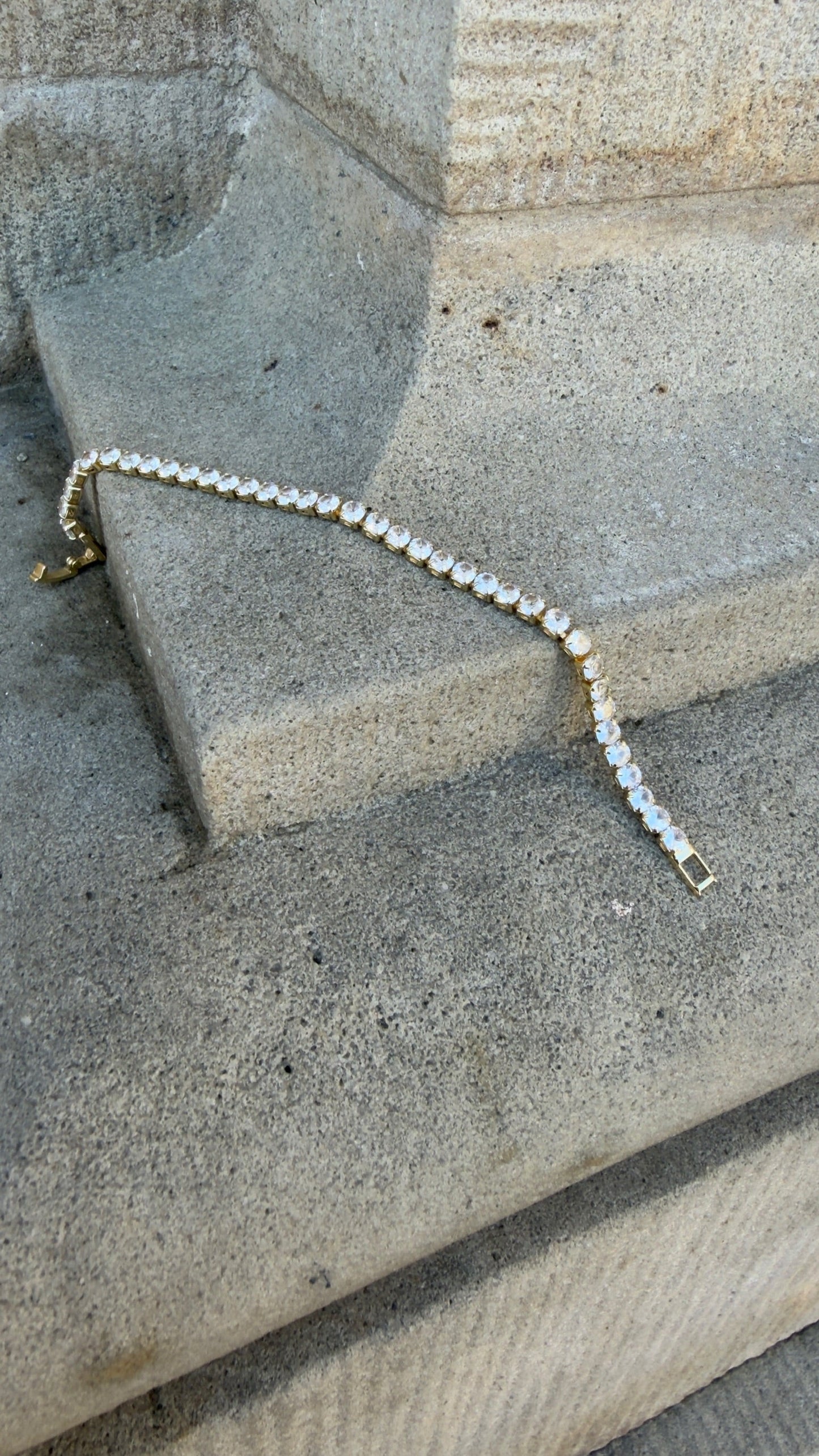 Andcopenhagen Jewelry - Tennis Armbånd - Guldfarvet - Nena 2,5mm