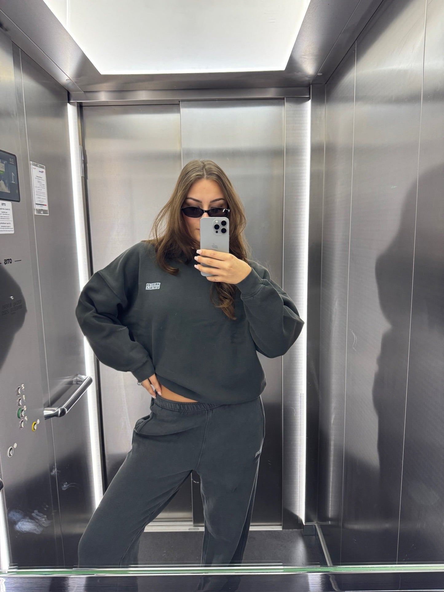 American Vintage Joggers Izubird Carbone Vintage - Stilkompagniet.dk