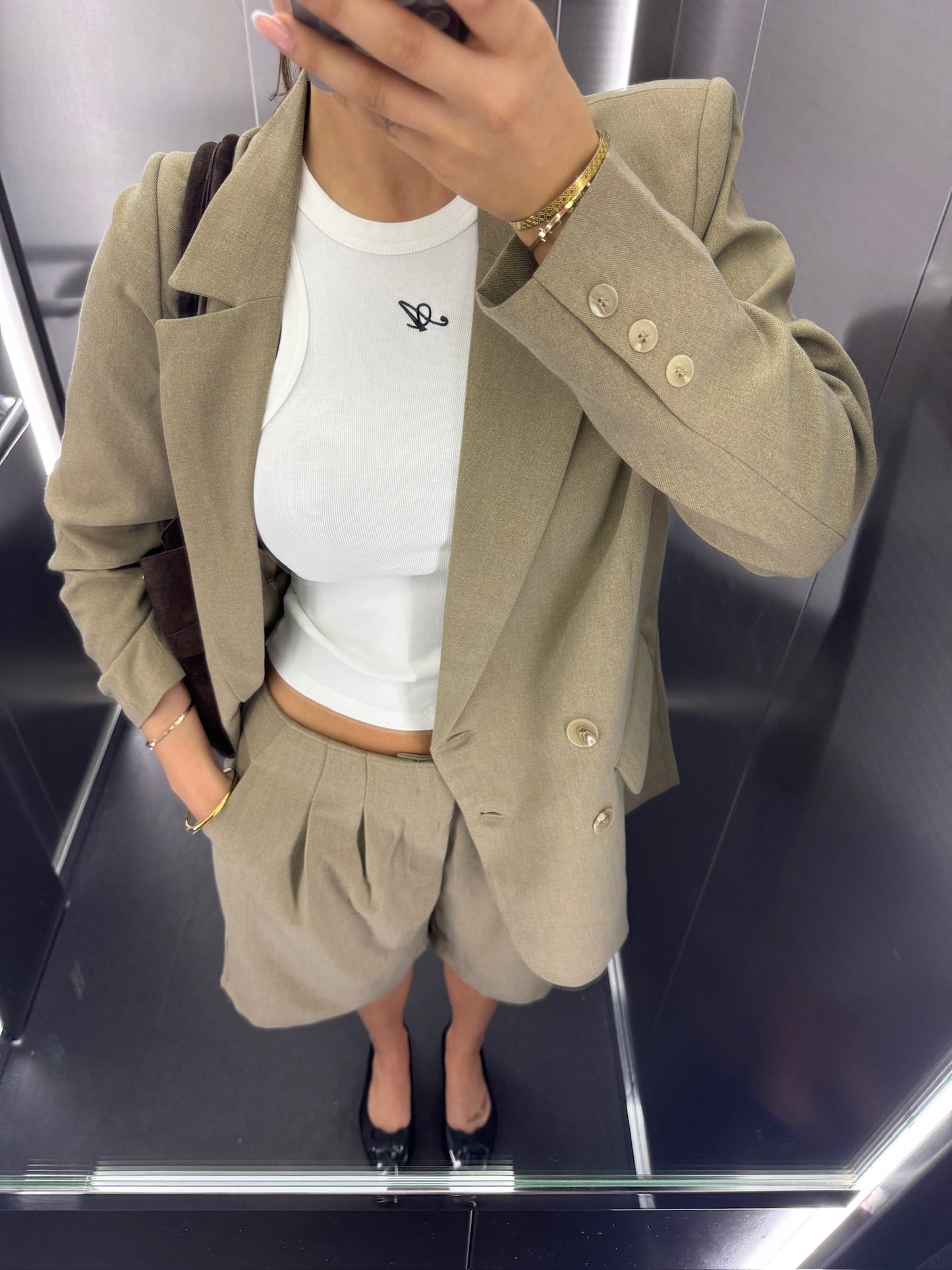 My Essential Wardrobe - Shorts - Mørk beige - Dion - Stilkompagniet.dk