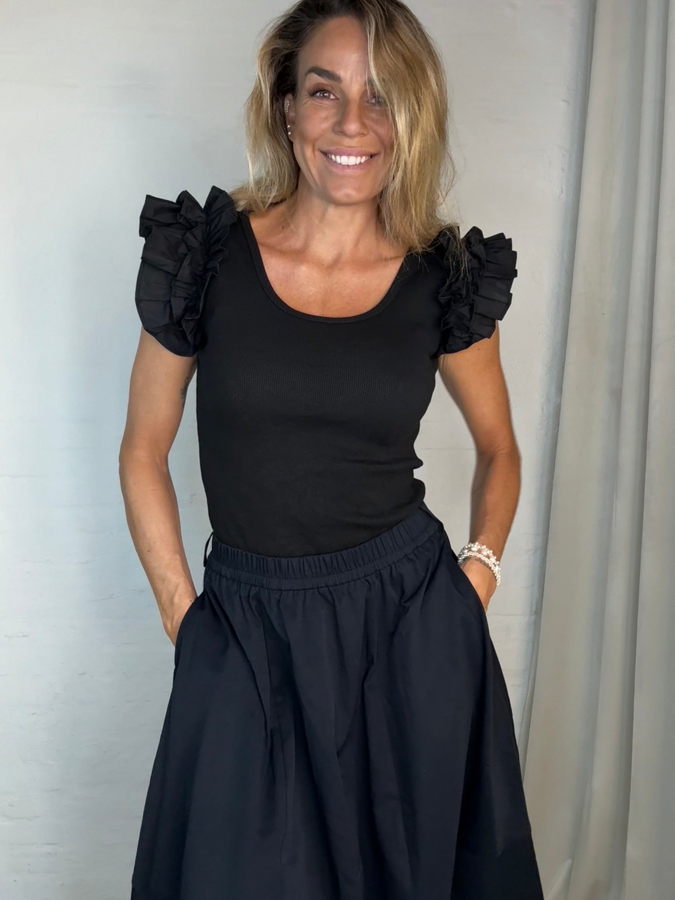 The Collection - Top - Black - Sara