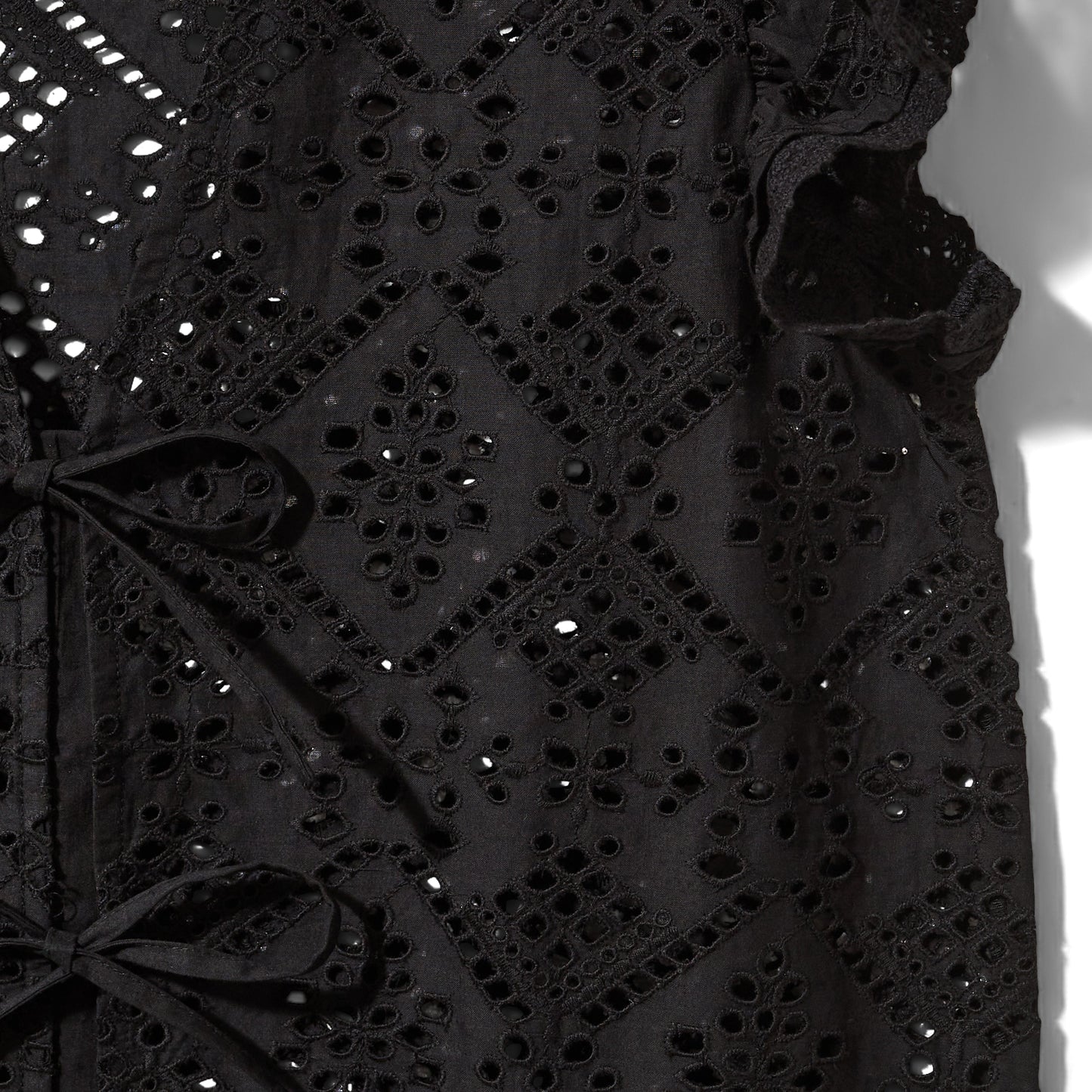Sofie Schnoor - Top - Broderi anglaise - Black - Willie