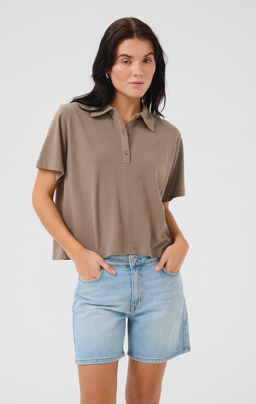My Essential wardrobe - Polo t-shirt - Brun - Abby