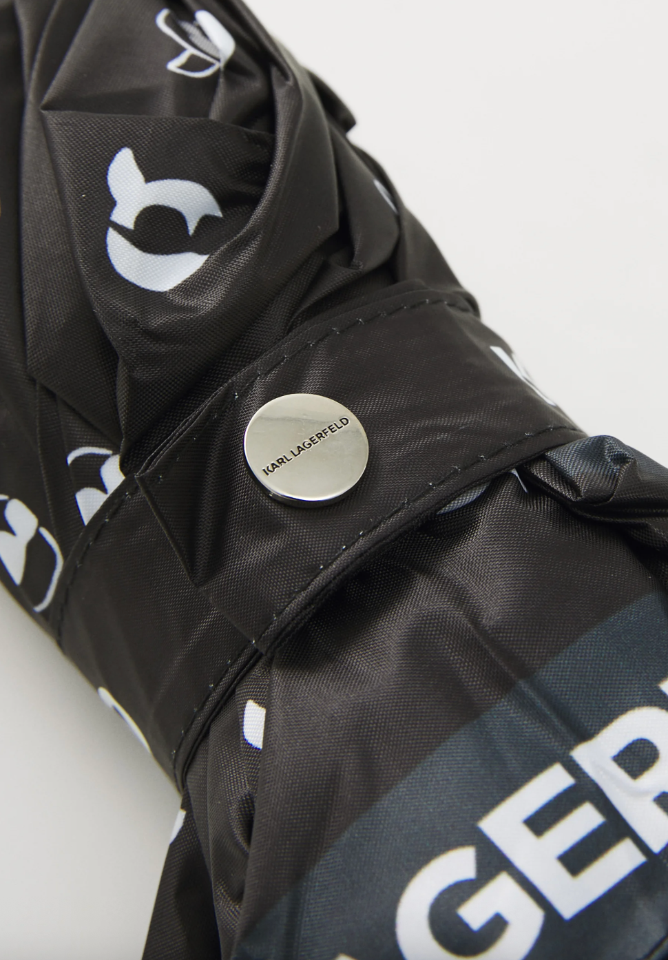 Karl Lagerfeld - Paraply - Black - Ikon AOP small - Stilkompagniet.dk