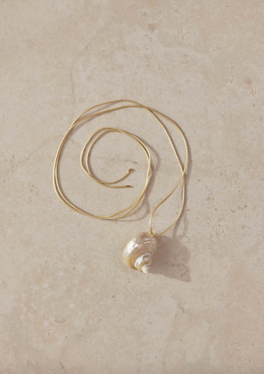 Anni Lu - Halskæde - Vanilla - Shell on a string