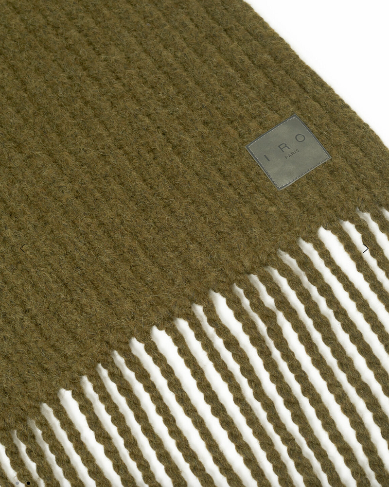 Iro - Halstørklæde - Khaki - Fluffy Scarf