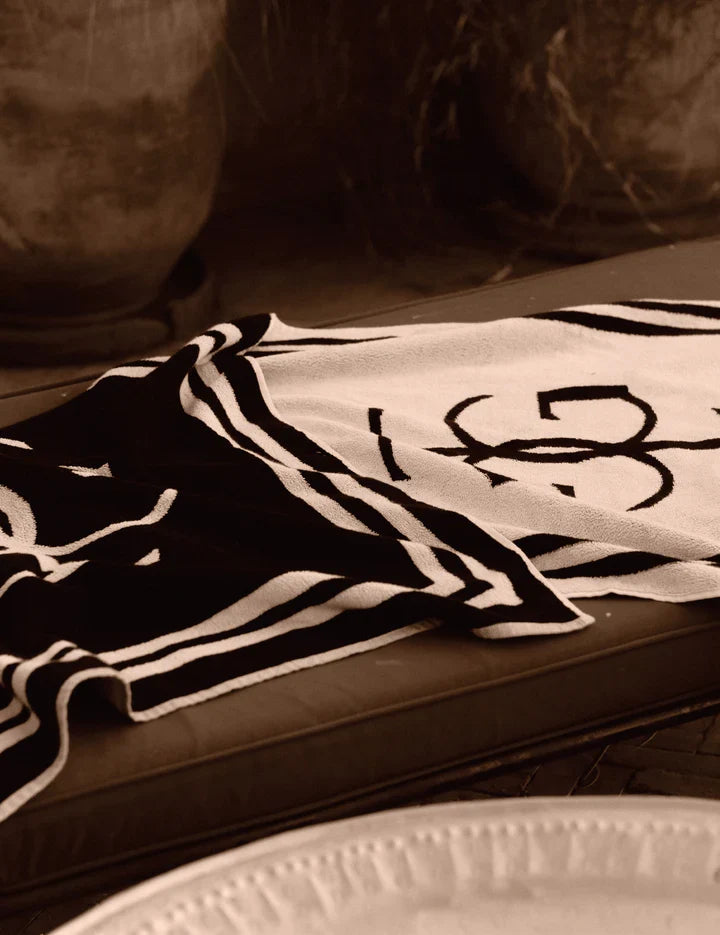 The Garment - Håndklæde - Sort/Beige - Logo Towel Bone
