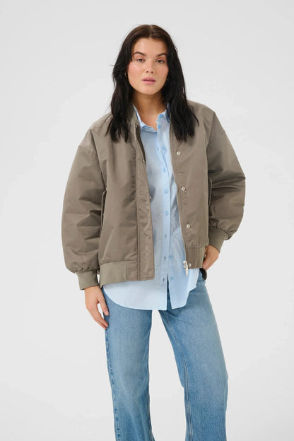 My Essential Wardrobe - Bomber jakke - Major Brown - Helga - Stilkompagniet.dk