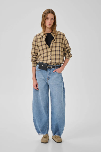 My Essential Wardrobe - Jeans - Lucy Balloon