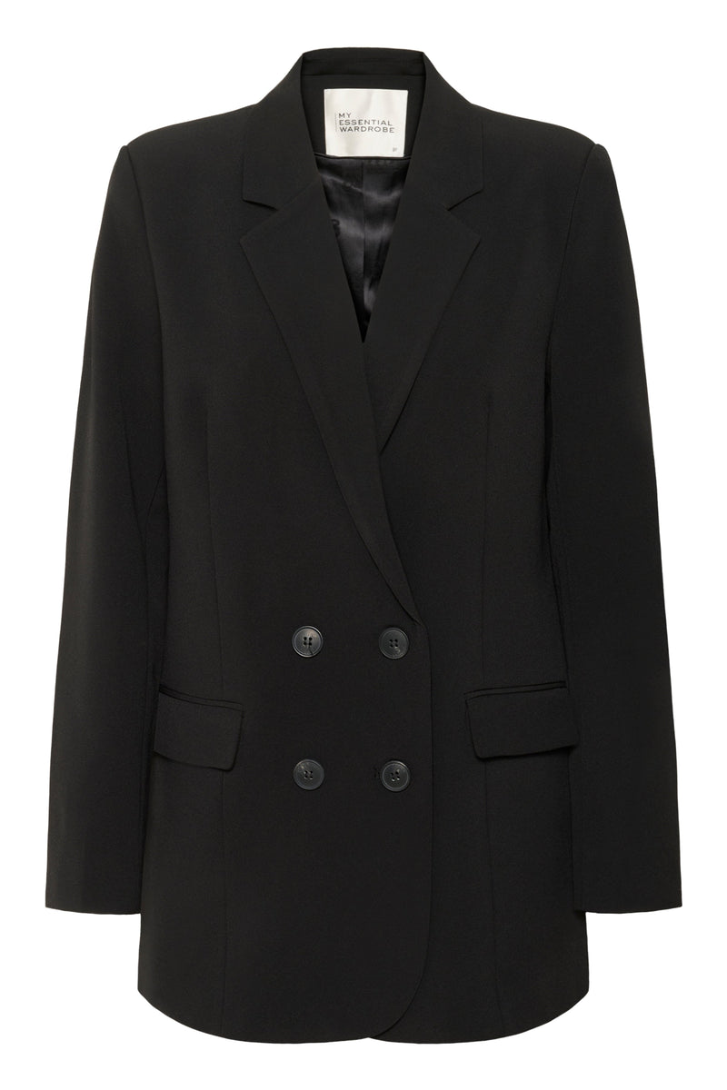 Skræddersyet sort blazer med to rækker knapper og indvendigt mærke fra My Essential Wardrobe.