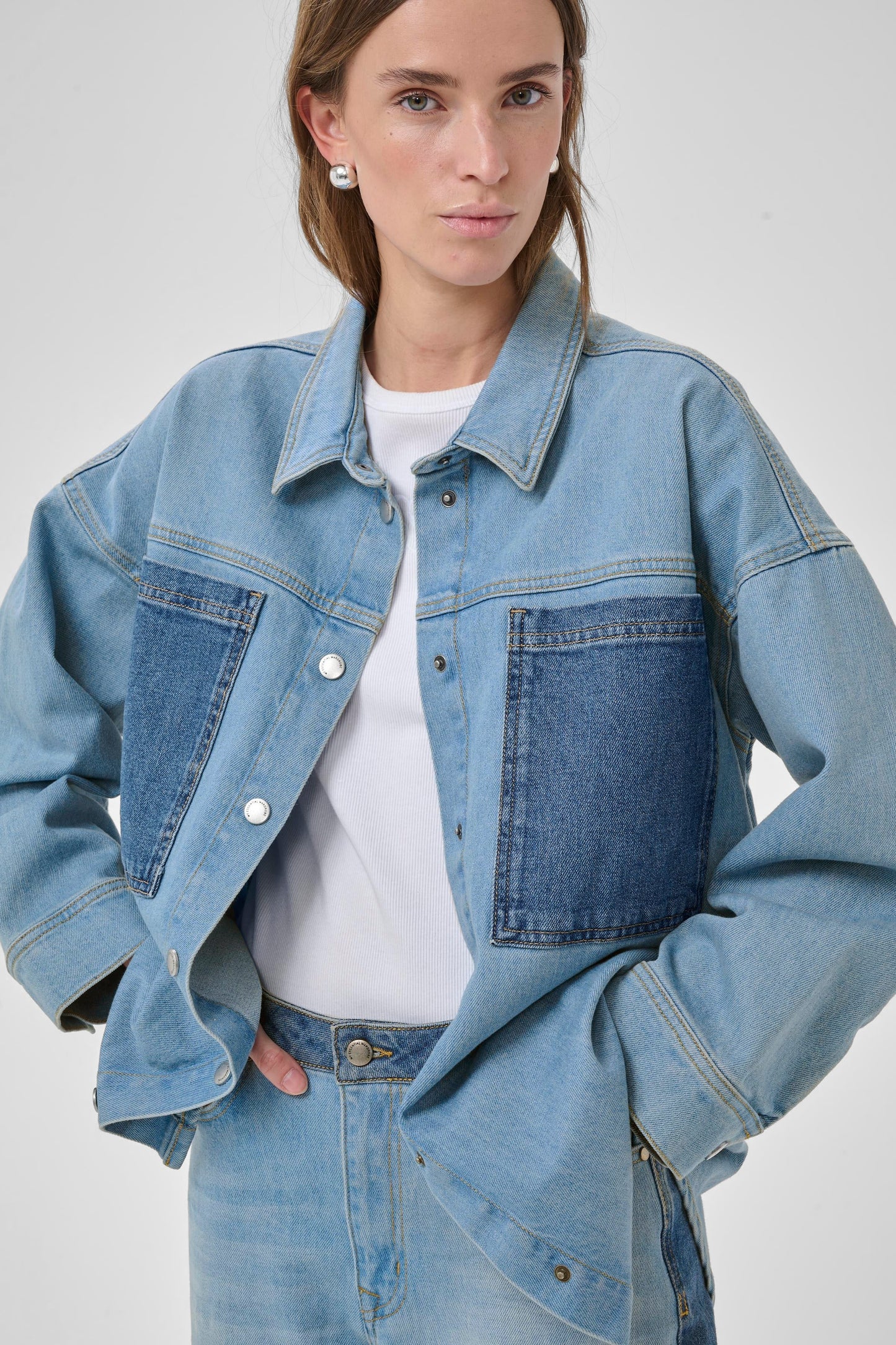 My Essential Wardrobe - Denimskjorte - Light Blue - Mazie Boxy Mix