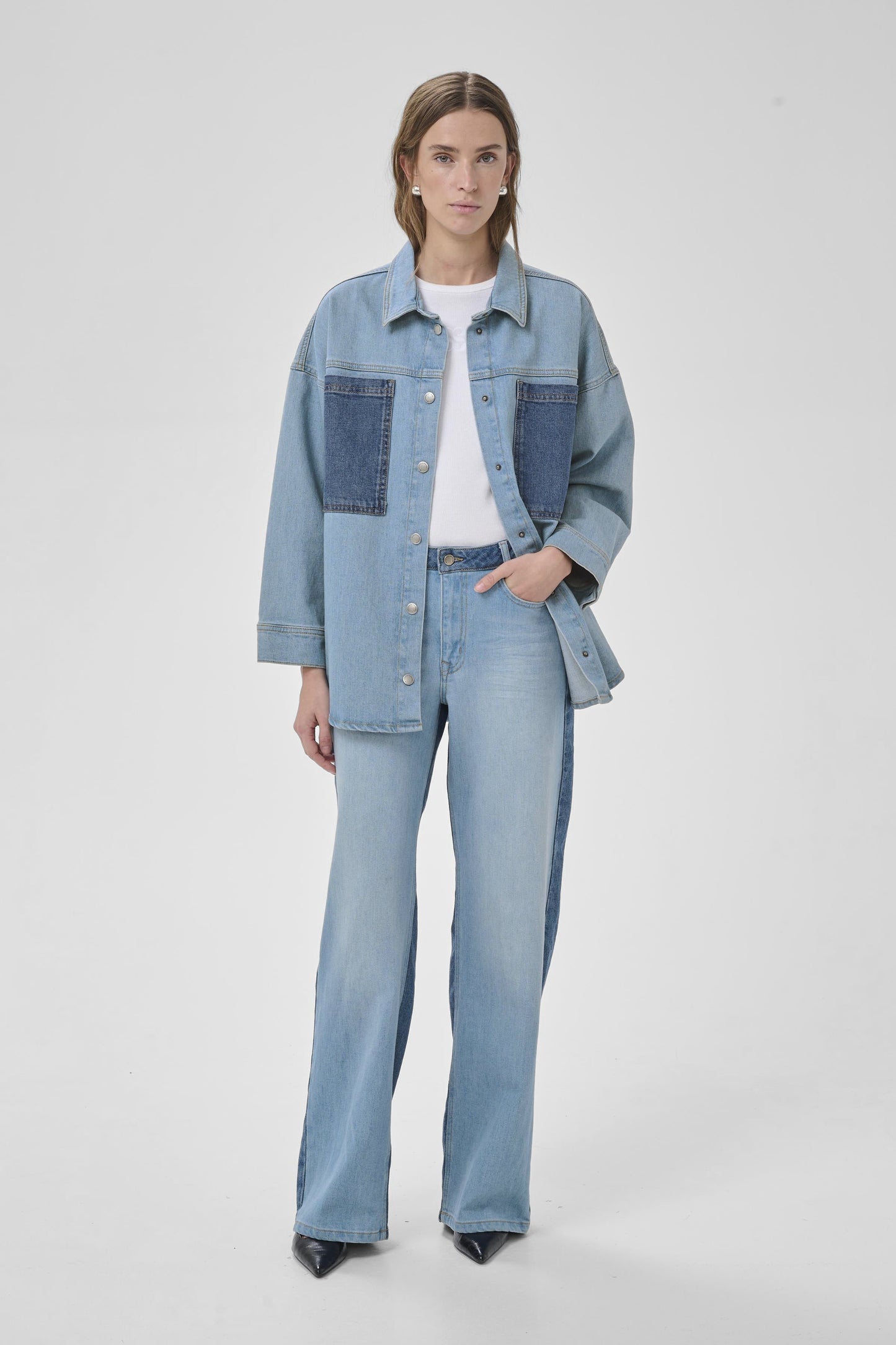 My Essential Wardrobe - Denimskjorte - Light Blue - Mazie Boxy Mix