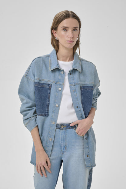 My Essential Wardrobe - Denimskjorte - Light Blue - Mazie Boxy Mix