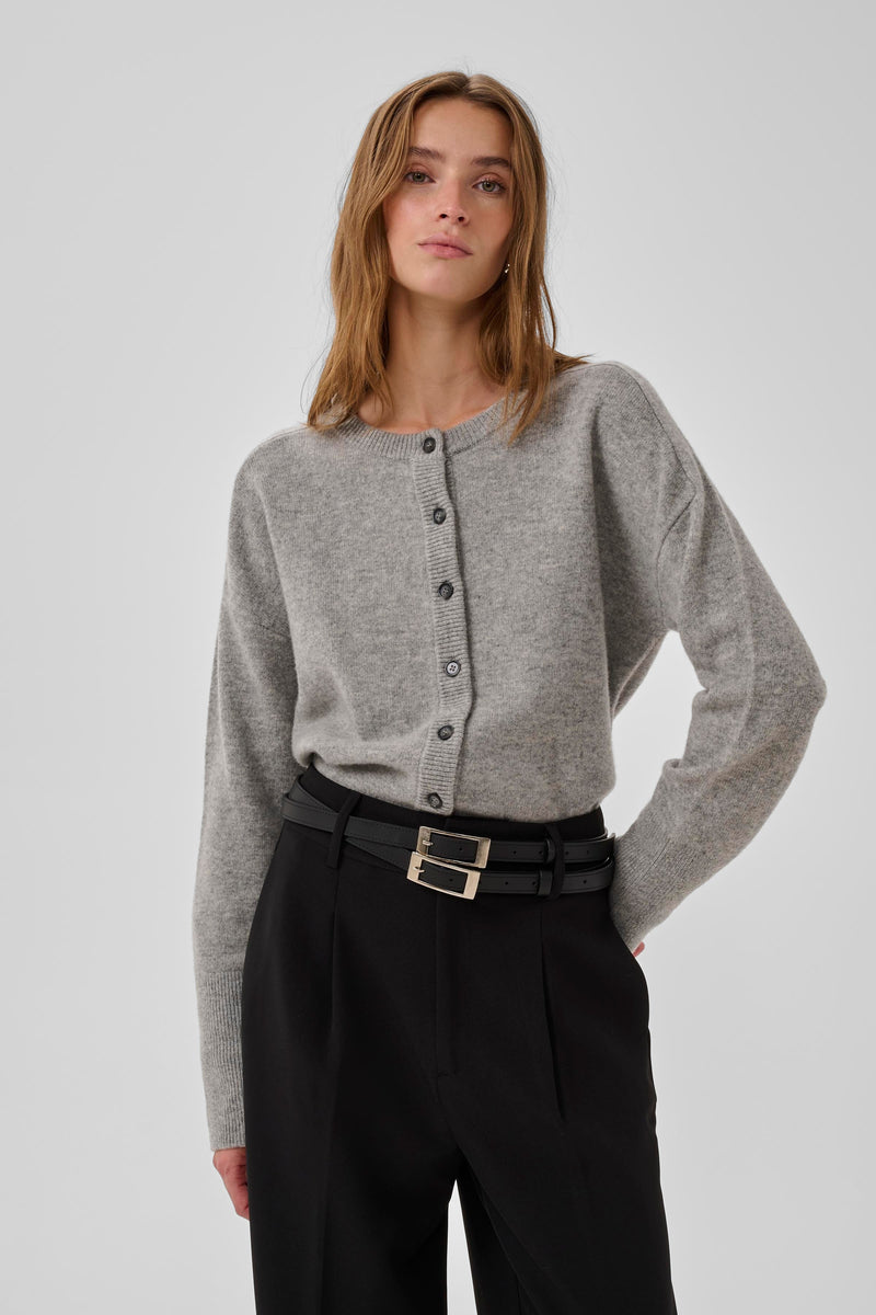 My Essential Wardrobe - Cardigan - Grå - THE KNIT CARDIGAN