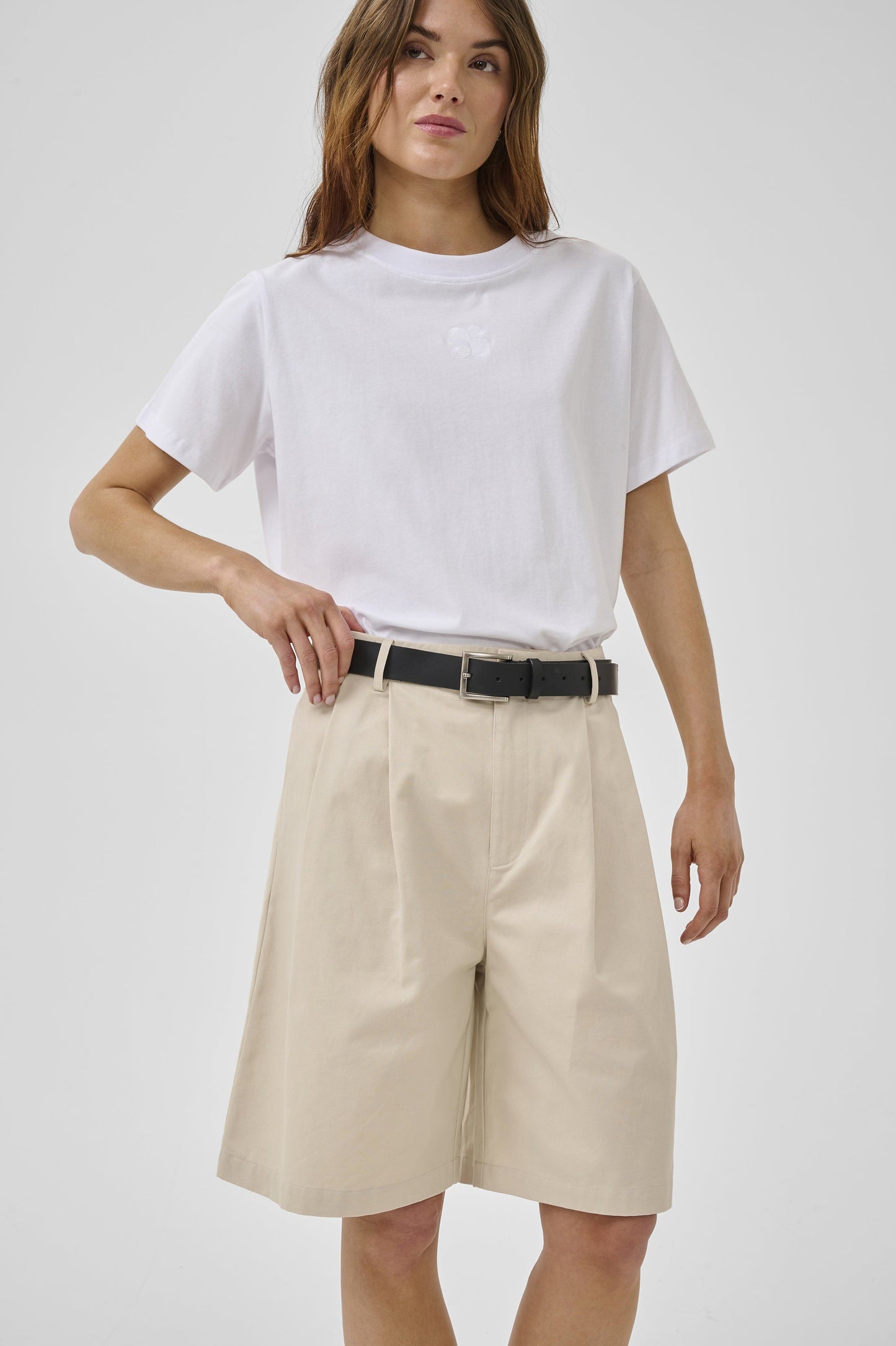 My Essential Wardrobe - Shorts - Oatmeal - Gisva