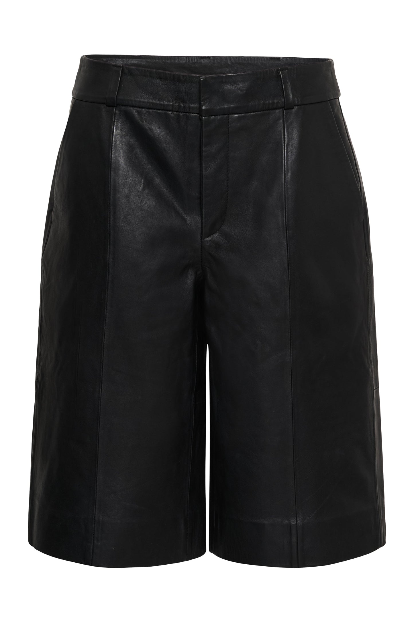 My Essential Wardrobe - Bermuda shorts - Black - Akela