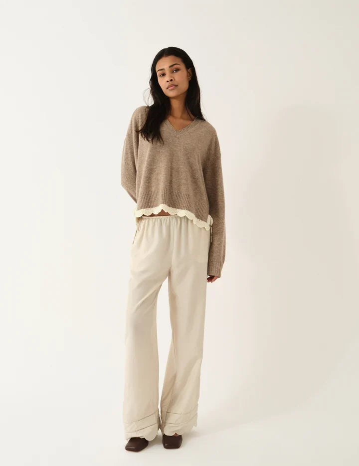 The Garment - Striktrøje - Beige Melange - Como Crochet V-Neck