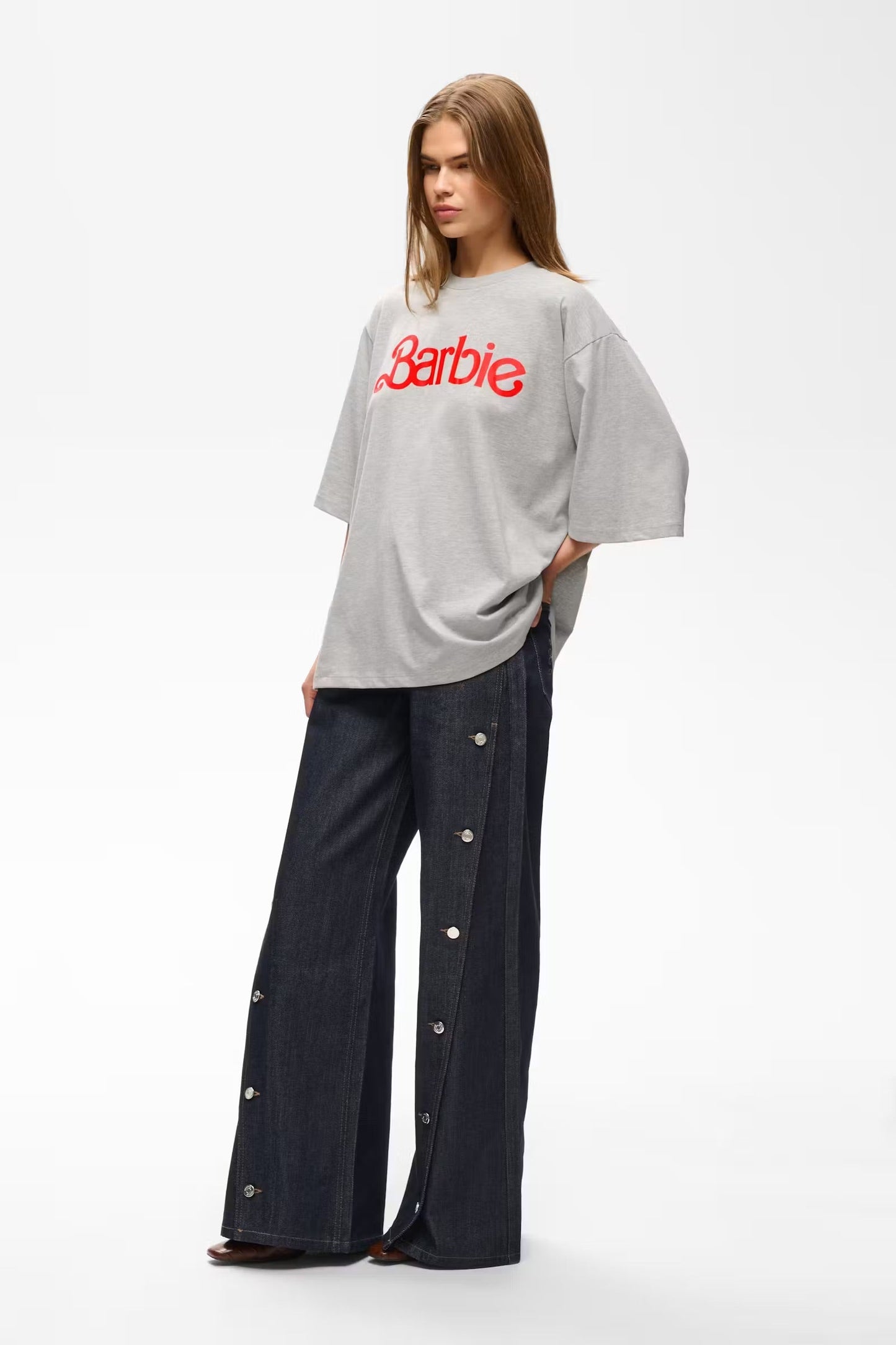 Nadya T-shirt i farven Light Grey Melange fra mærket Gestuz fra siden
