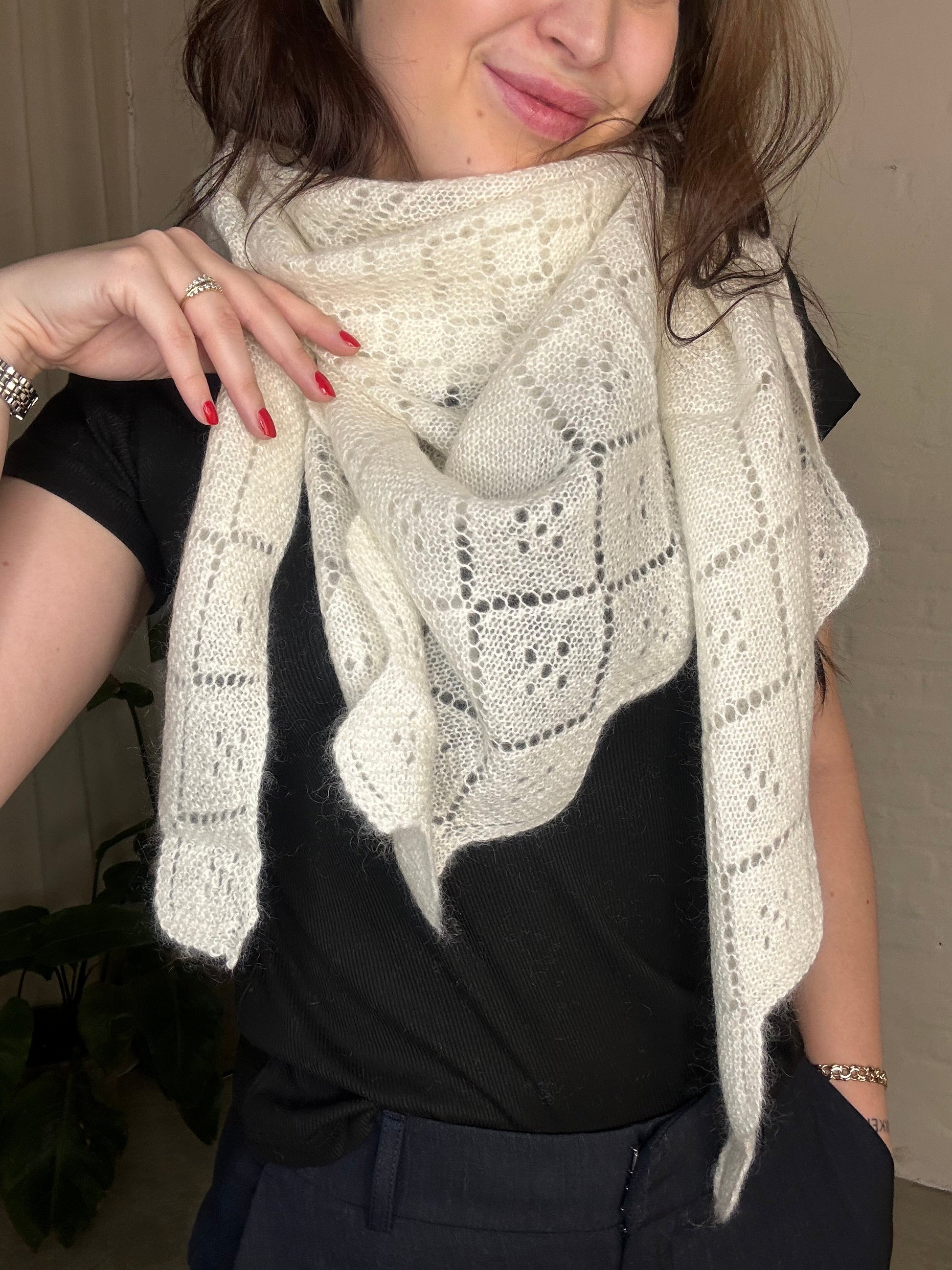 Andcopenhagen - Cashmeretøklæde - Triangle trinity stor 100% Cashmere - White - Stilkompagniet.dk