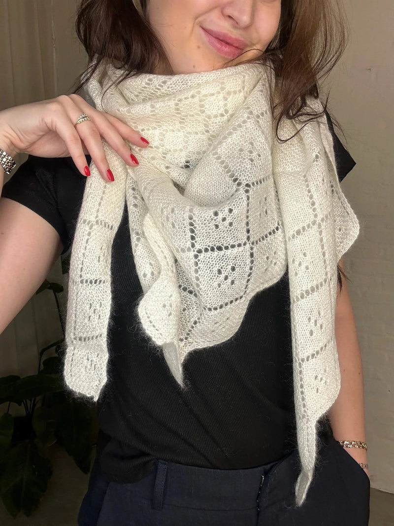 Andcopenhagen - Cashmeretøklæde - Triangle trinity stor 100% Cashmere - White - Stilkompagniet.dk