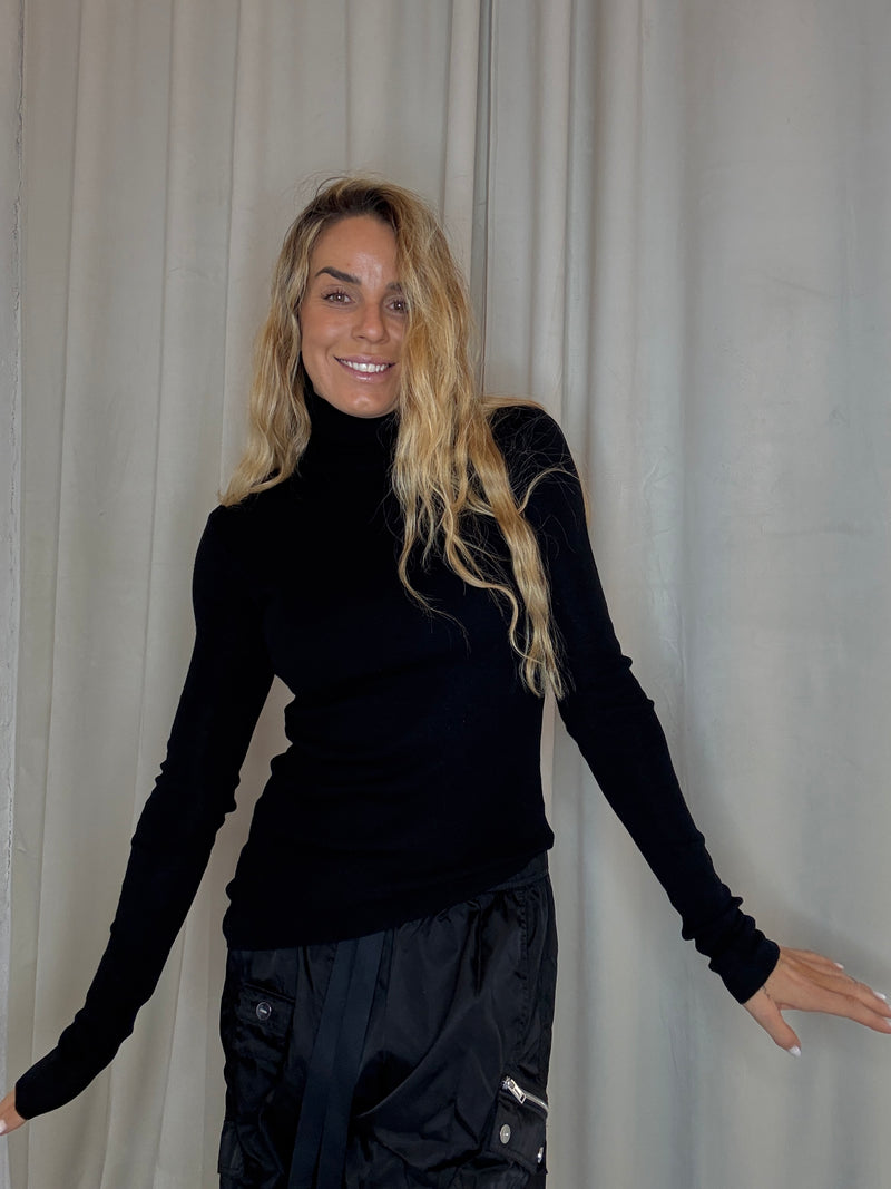 The Collection - Asymmetrisk bluse - Black - Zana