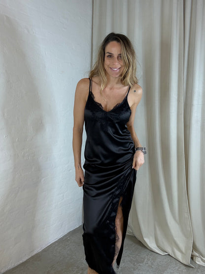 The Collection - Satinkjole - Sort - Klara