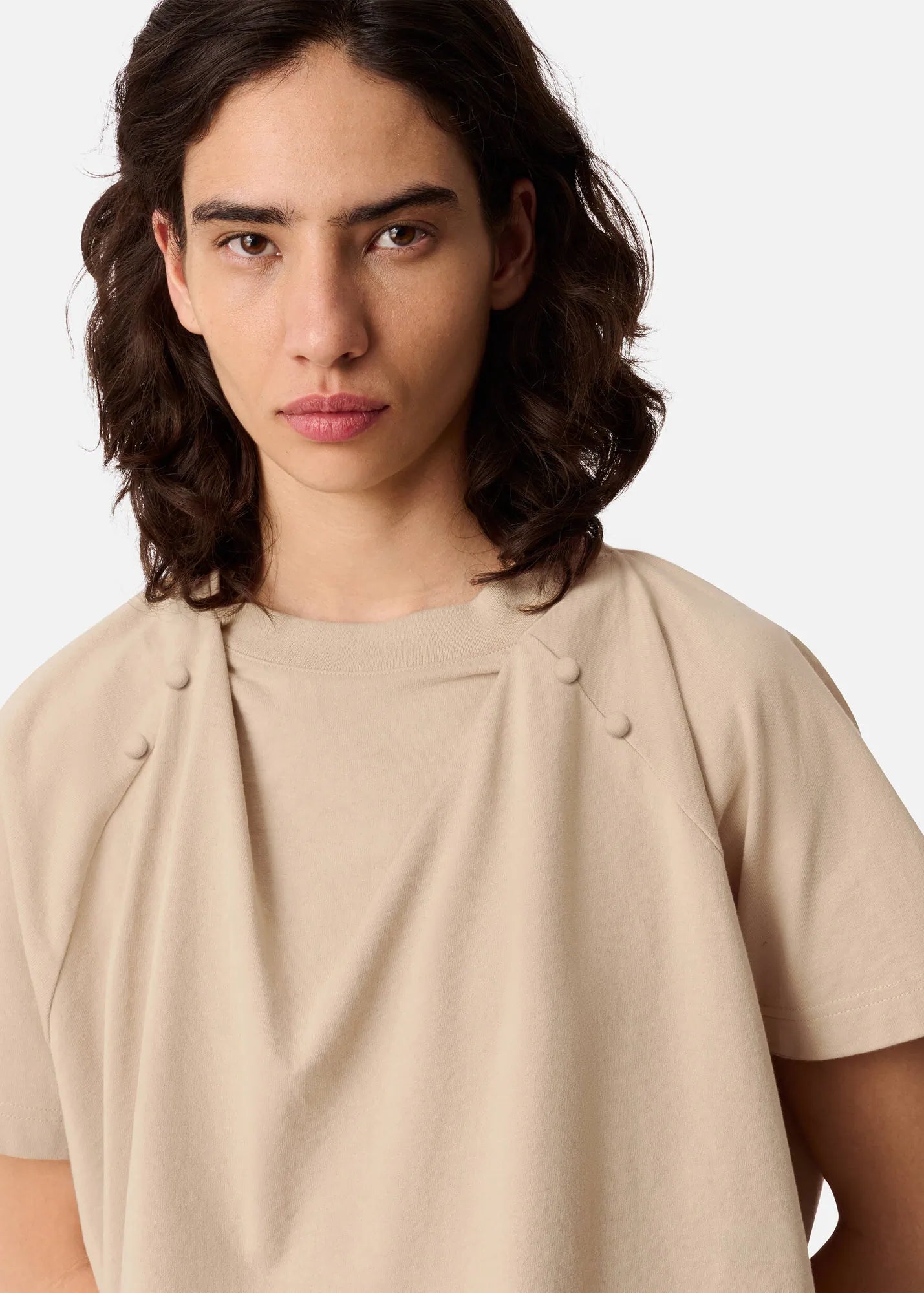 Axel Arigato - T-shirt - Dark Beige - Hosta
