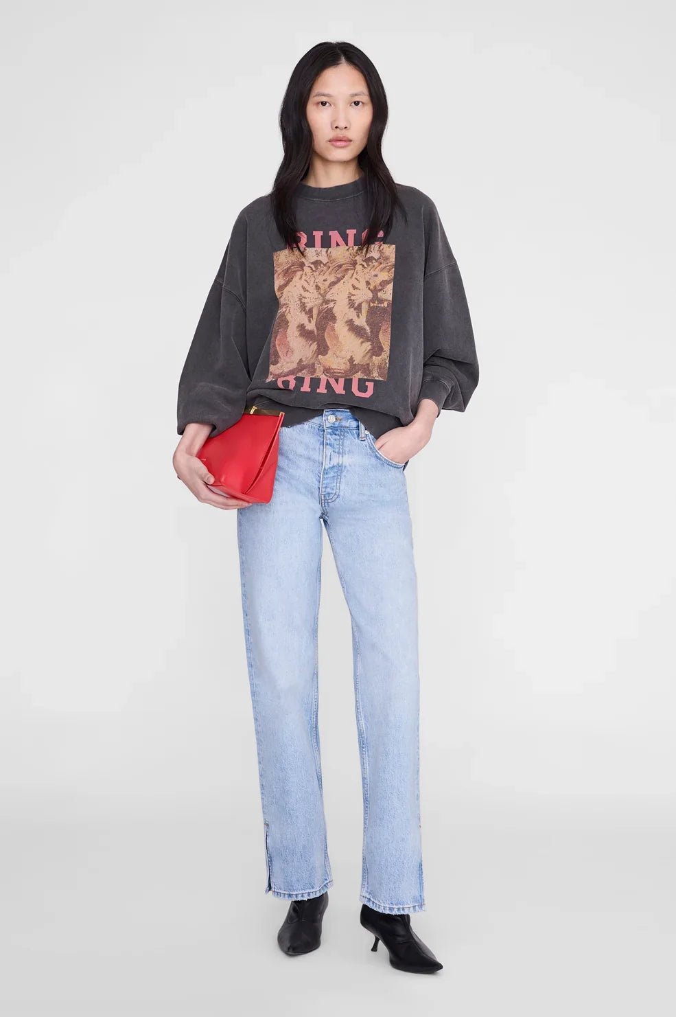 Oversized sweatshirt fra Anine Bing i vasket sort med tigermotiv