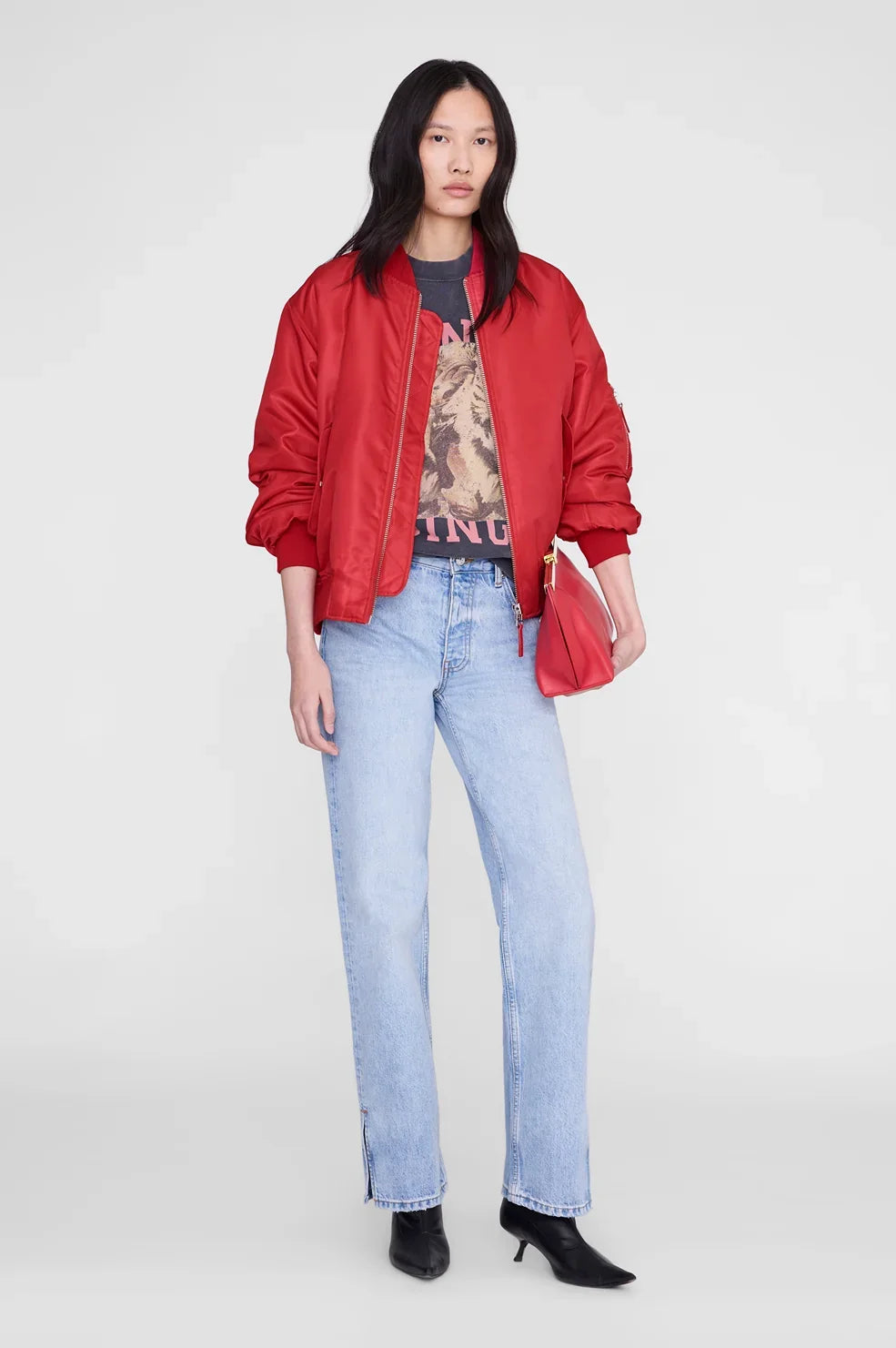 Oversized sweatshirt fra Anine Bing i vasket sort med tigermotiv packshot