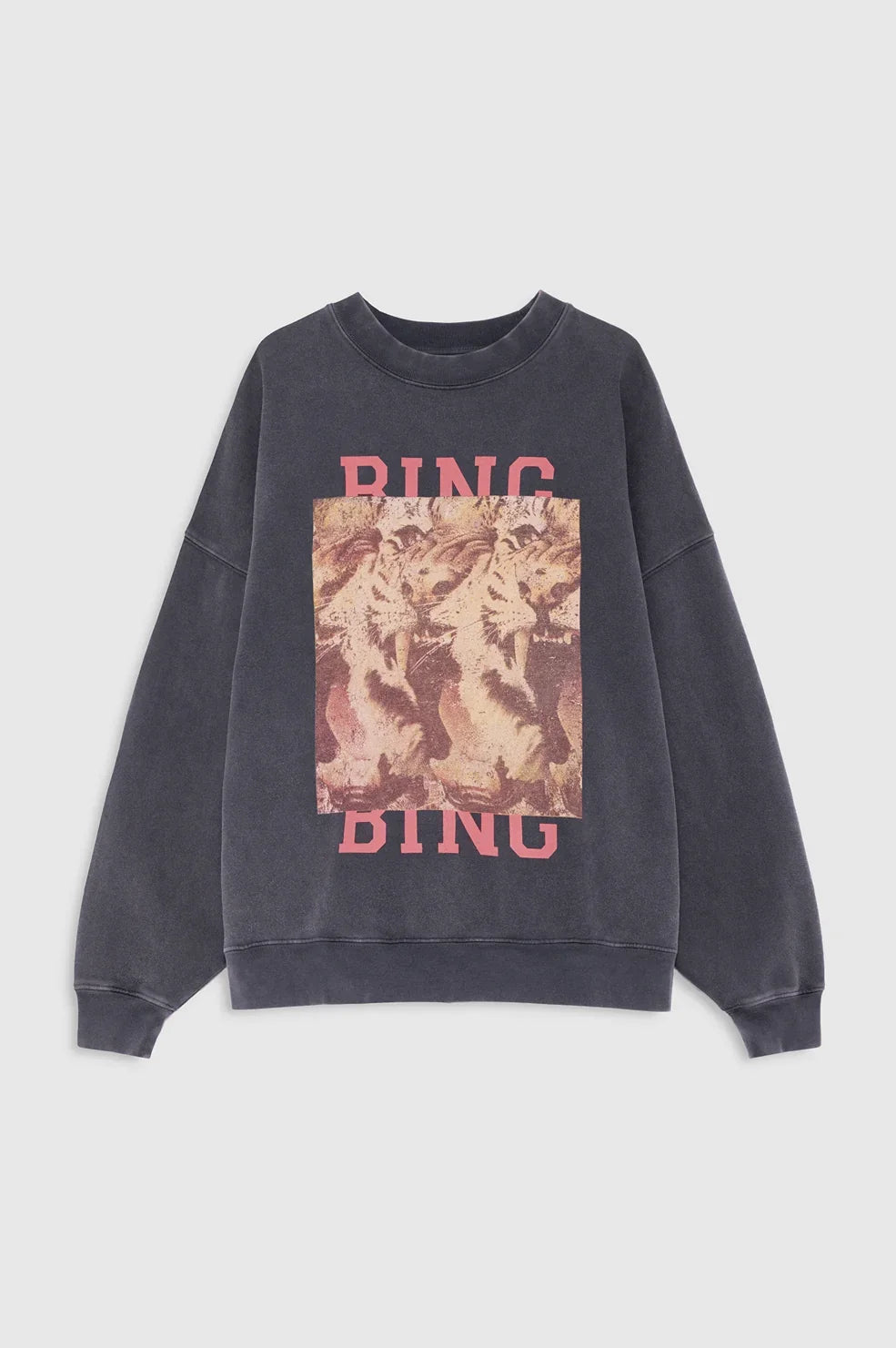 Oversized sweatshirt fra Anine Bing i vasket sort med tigermotiv packshot