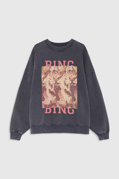 Oversized sweatshirt fra Anine Bing i vasket sort med tigermotiv packshot