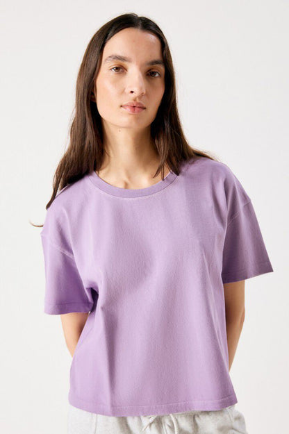 American Vintage Afoma T-shirt i Spray Vintage Viola på kvinde