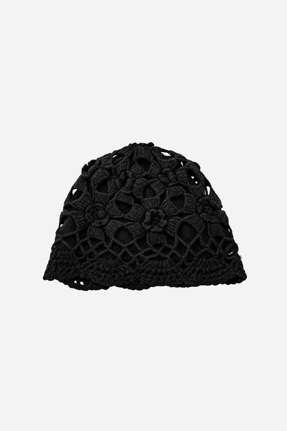 Saphira er en elegant og feminin hue fra Andcopenhagen Basics