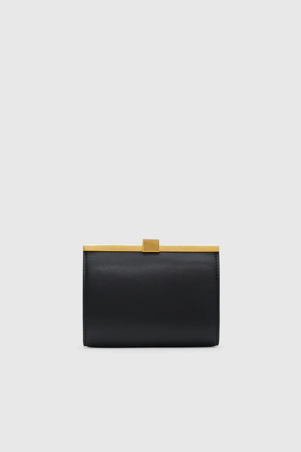Anine Wallet fra ANINE BING er en elegant og tidløs læderpung