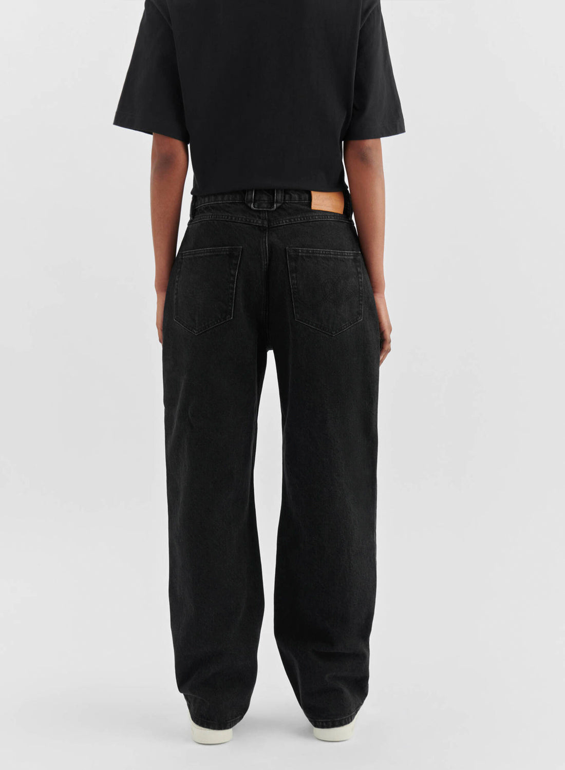 Axel Arigato Sly Mid-Rise Jeans Black