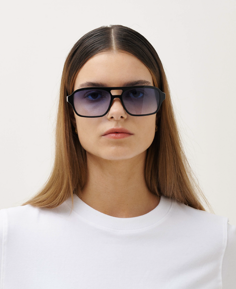 Messy Weekend - Solbriller - Black Gradiant Blue - Burt