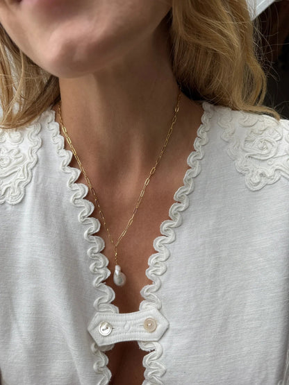 Andcopenhagen Jewelry - Halskæde - 18 karat guldbelagt messing - Baroque perle