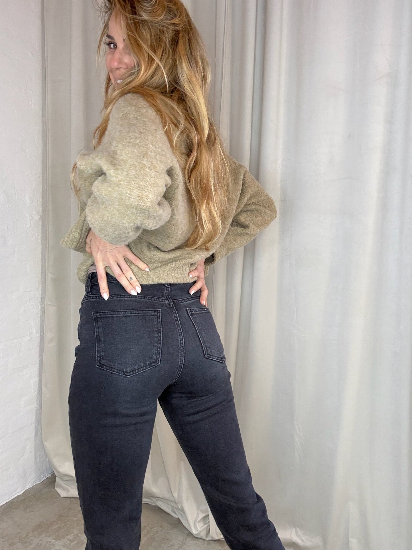 My Essential Wardrobe - Jeans - Black Retro Wash - 07 The Isa 139