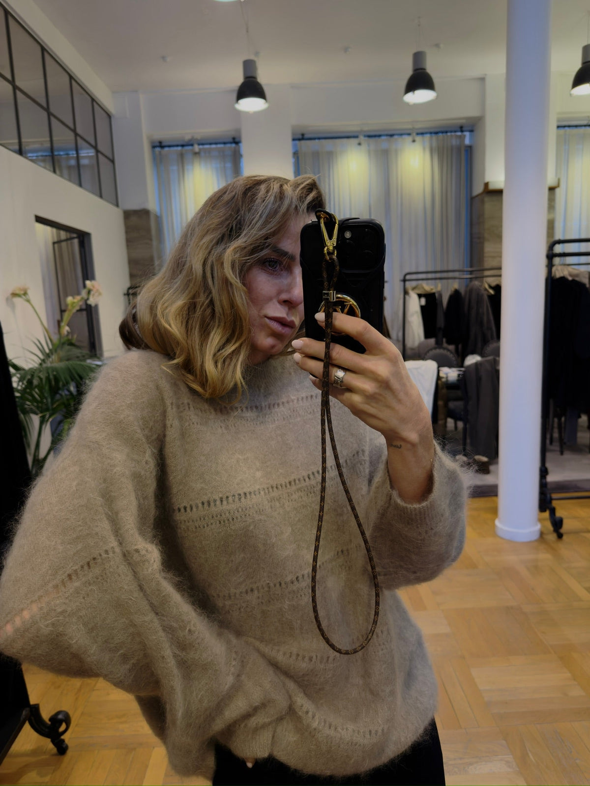 The Garment - Sweater - Raw - Roma Boxy