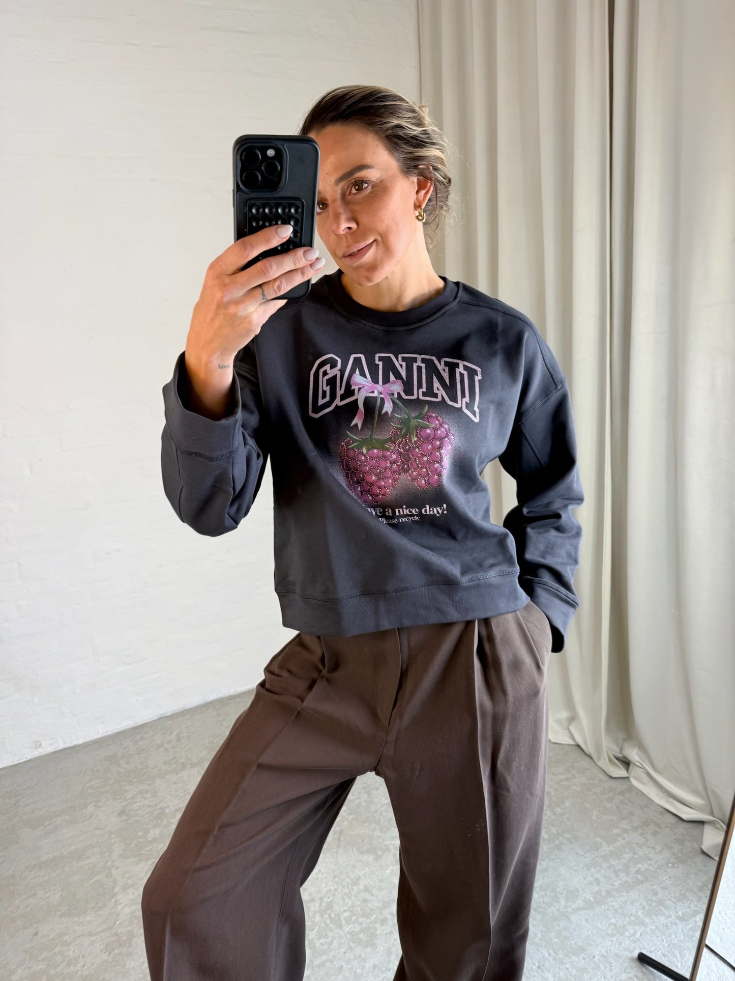 Ganni - Sweatshirt - Phantom - Rasberry