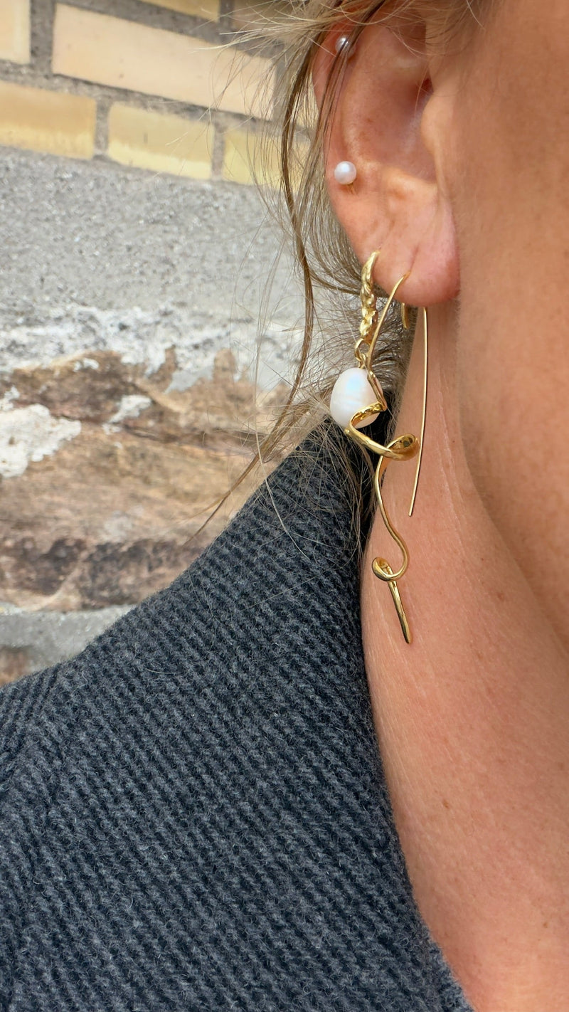 Andcopenhagen Jewelry - Øreringe - Guldfarvet - Twirl April