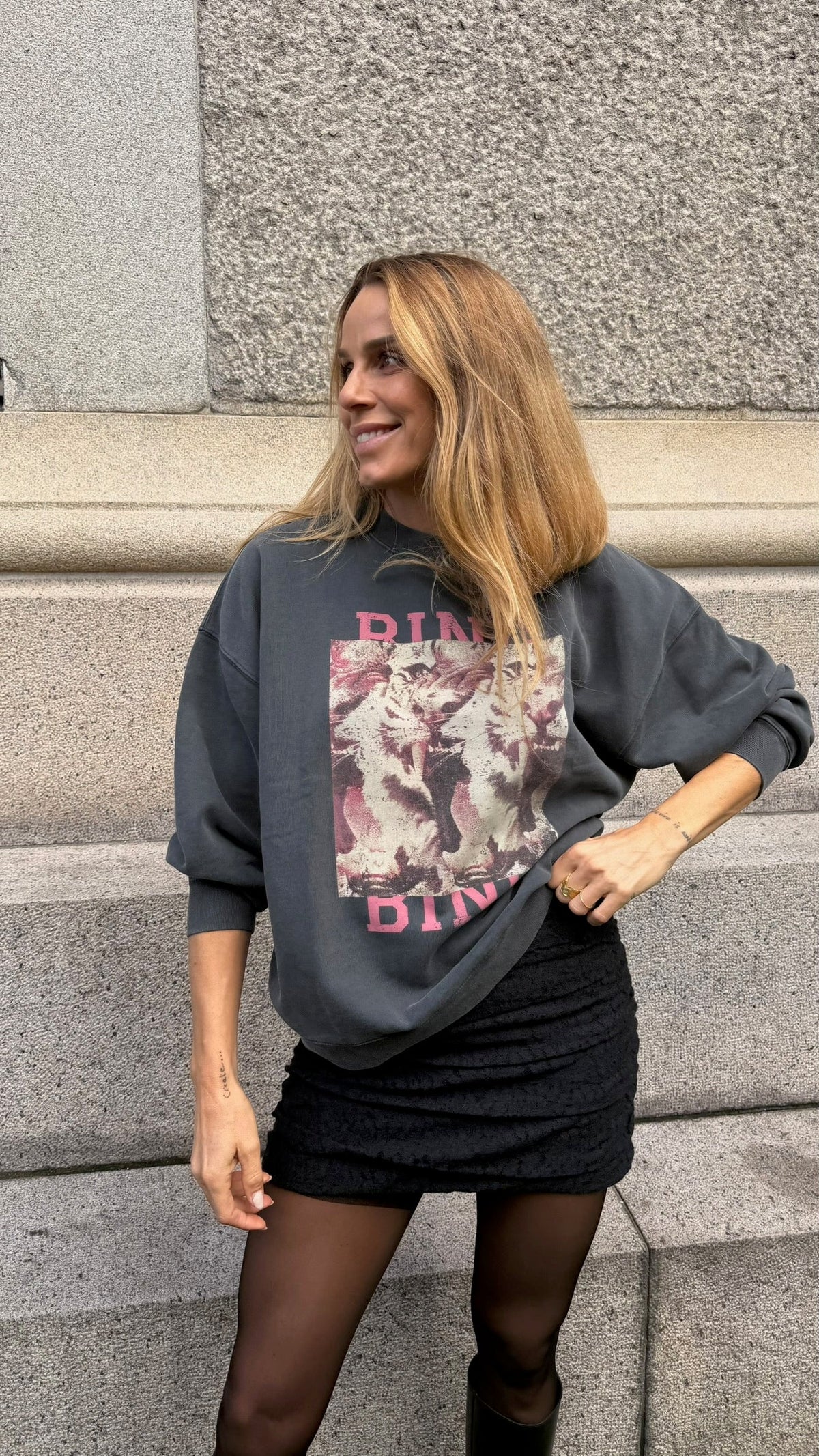 Anine Bing - Sweatshirt - Washed Black - Miles sweatshirt Tiger Bing