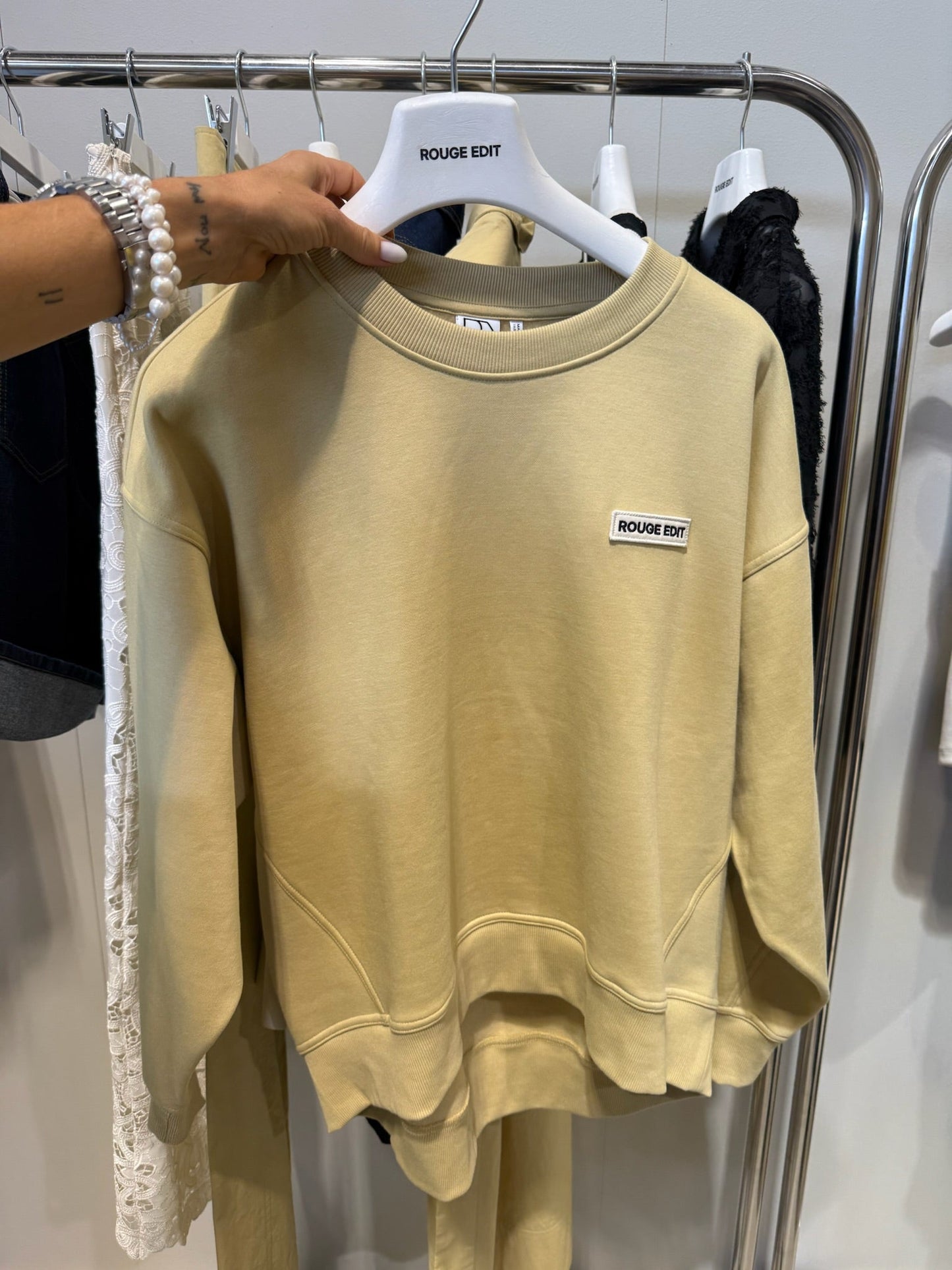 Rouge Edit - Sweatshirt - Silver Fern - Rouyork