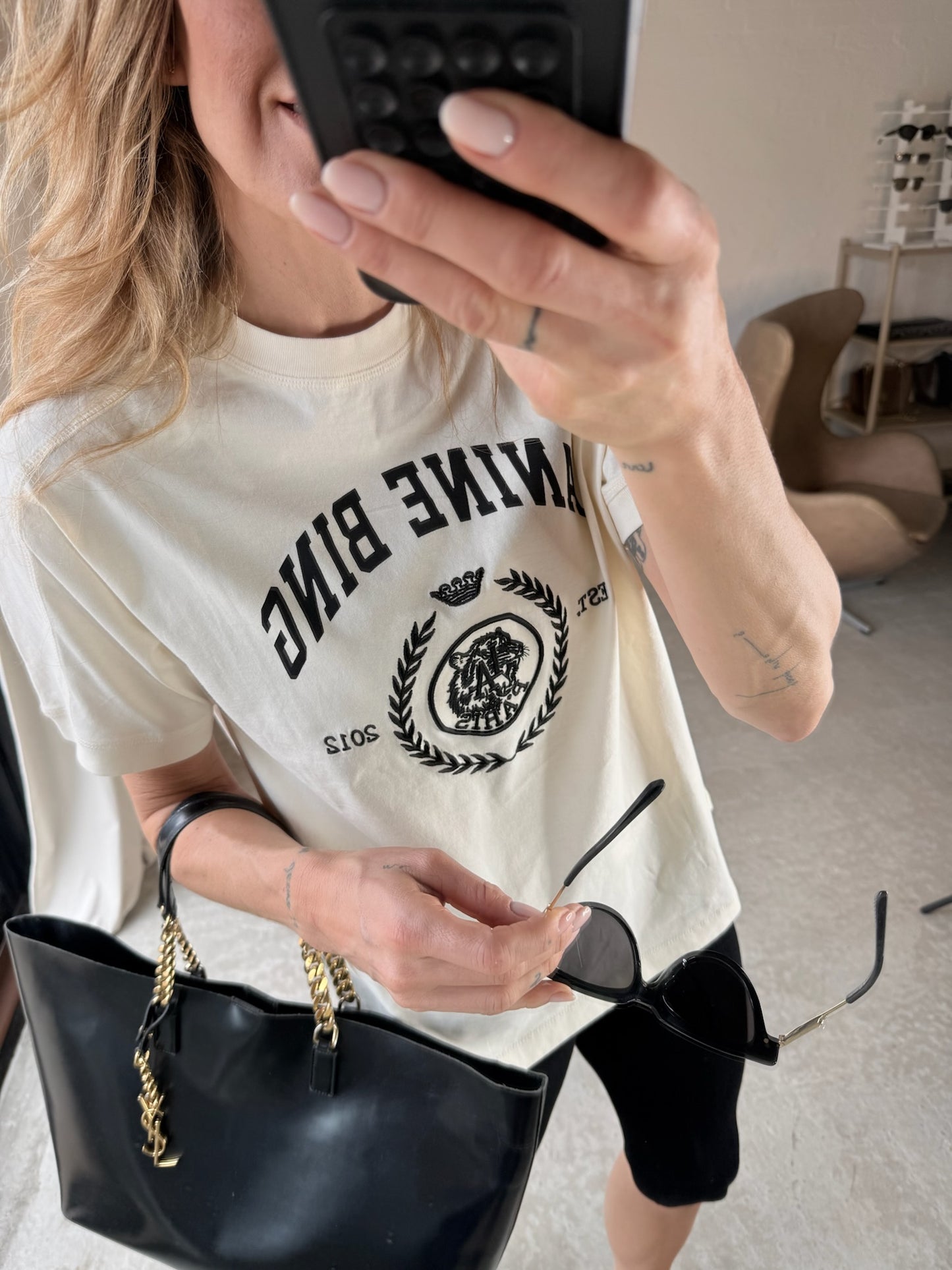 Anine Bing - T-shirt - Washed Cream - Jaylin Collegiate