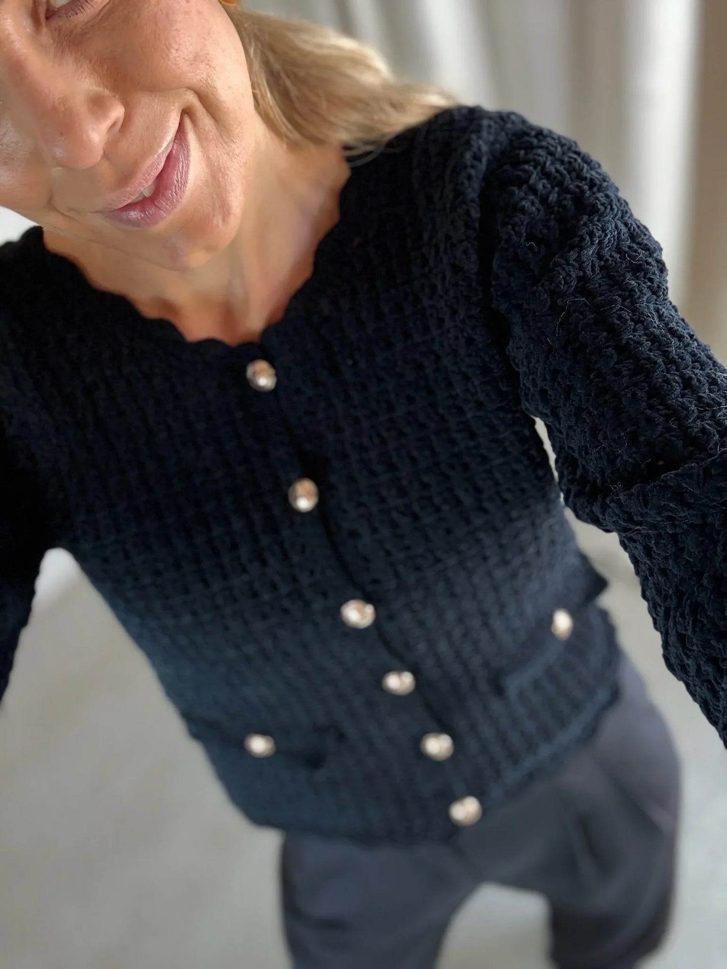 GANNI - Cardigan - Sort - Chenille Crochet Cardigan